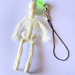 Handmade big skull goth grunge punk funky Halloween phone charm/keychain/bag charm/car decor/display 🖤💀 Photo 2