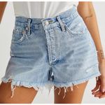 AGOLDE Parker Vintage Cut Off Short in Swapmeet Size 26 Photo 0