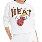 Hybrid Apparel Miami Heat Basketball NBA White Cropped Sweatshirt Photo 0