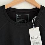FIGS  Salta Seamless Longsleeve Underscrub in Black, Size Large Photo 6