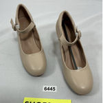 Womans NWOT Hene Jnel Maryjane Shoes 10 Beige Buckle Round Toe Block Heel Tan Photo 0
