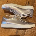 Ecco  Soft 7 Sneaker Metallic Silver Size 7.5 Photo 3