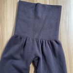 Yelete  leg wear.  Very High waisted leggings.  One size.  Grey. Photo 5