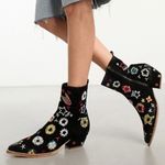 Free People  Bowers Embroidered Ankle Boots Black Suede Size 38.5 Photo 9