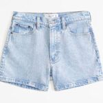 Abercrombie & Fitch Abercrombie Curve Love Mom Shorts Photo 0