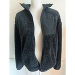 Nike • Black Women’s Therma Sherpa Jacket Photo 4