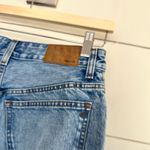 Madewell Women’s 27 90s Straight Jeans Mercer Wash Photo 1