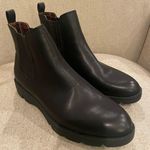 BOC Women's Erin Flat Heel Chelsea Comfort Bootie, S87 Black Size 9 Photo 1