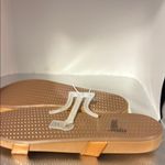 Shade & Shore  Women's Tan Sandals Photo 4