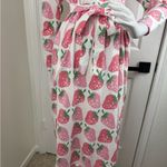 Monica + Andy Strawberry Print Robe Size XS. #335 Pink Photo 2