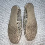 Toms Ivory Lace Slip On Shoes Size 8 Like New Photo 3