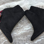 EXPRESS  Black Faux Suede Embroidered Sequin Floral Bootie Sz 6.5 Photo 0