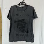 H&M  Divided Devils Rouge Skull Graphic T Shirt Women’s Large Grey Photo 0