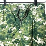 Urban Outfitters  Women’s Camo Zip Fly Twill Pants Green Size Small Photo 3