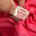 Vintage Neon Pink Nylon Robe Housecoat sz M Floral Embroidery Long MCM grandma Size M Photo 8