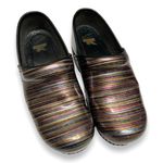 Dansko Womens Shoes 40 9.5 10 Striped Print Gold Copper Black Closed Back Clogs Photo 3