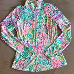 Lilly Pulitzer NWOT  UPF 50+ Luxletic Justine Pullover Lilly’s Favorite Things Photo 0
