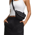 Lululemon  Everywhere Belt Bag Black Nylon Adjustable Strap Photo 0