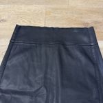 Level 99 Evereve Black Coated Sateen Pencil Skirt Size L Photo 2