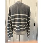 H&M  Women's Medium Grey White Striped Long Sleeve Cropped Sweater Photo 4
