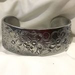 VINTAGE SALISBURY Floral Engraved Pewter Cuff Photo 11