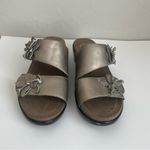 Dansko  Donna Metallic Flower Double Strap Velcro Strap Sandals Size EU 39 Photo 3