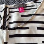 Vince Camuto  White Black‎ Abstract Stripe Sleeveless Asymmetrical Blouse Size XL Photo 3