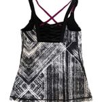 Lululemon Hot to Street Tank in Heat Wave Sz 6 Photo 1