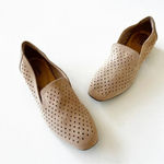 Clarks Juliet Hayes Beige Perforated Loafer Women’s Size 8.5 Neutrals Tan Shoes Photo 9