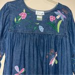 Quacker Factory Short Sleeve Denim Dress with Floral Embroidery Sz Medium Blue Photo 2