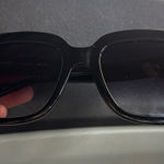 Quay Australia  Sunglasses Photo 0