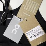 on cloud On Movement Bra in Black  - Medium Photo 3