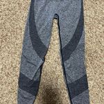 PINK - Victoria's Secret PINK Victoria’s Secret Leggings Photo 0