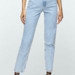 ZARA Mom Fit Jeans High Waist Photo 0
