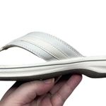 Clarks “Brinkley” Jazz White Flip Flop Sandals Synthetic Women’s Size 9 Photo 10