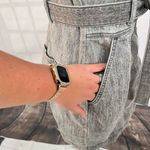 White House | Black Market WHBM Women's Snap Button Front Gray Acid Wash Belted Denim Mini Dress Size 00 Photo 3