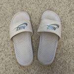 Nike Women’s Slides Photo 0