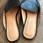 Madewell  Black Leather Women's Clogs Size 7 1/2 Pointed Toe Photo 3
