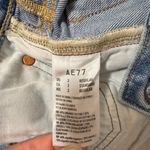 AE77 Blue Straight Leg Jeans with Trendy Distressing Size 2 Photo 4
