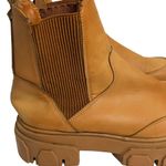 Farm Rio  Women's Tan Lug sole Chelsea Boots Size 9 Photo 1