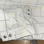 Nike Woman’s  Dri-Fit Golf Bermuda Shorts White w/blue & yellow stripes Size 6 Photo 8