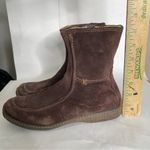 Timberland  Brown Suede Ankle Moccasin Boot Women’s Size 6.5 Photo 2