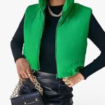 Green Cropped Puffer Vest Photo 0