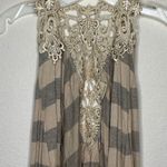 Daytrip ‎ Vest Photo 2