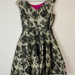 Eliza J . Women’s Cocktail Dress Pockets Floral Printed Gray Black Size 8 EUC Photo 10