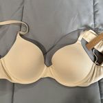 SKIMS Fits Everybody T-shirt Demi Bra  Photo 0