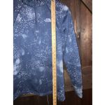 The North Face  Women's Medium Dri-fit Pullover 1/4 Zip Snow Print EUC Photo 2