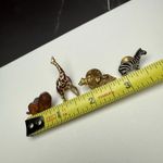 Lion Zebra Giraffe Tack Lapel Pin Lot Of 4 Safari Animals Photo 2