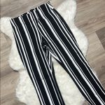 INC International Concepts Black and White Striped Jeggins Dress Pants Sz 4 Photo 3