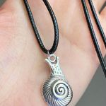 Handmade Kawaii funky simple snail necklace🐌🌼🍃🌀 Photo 2